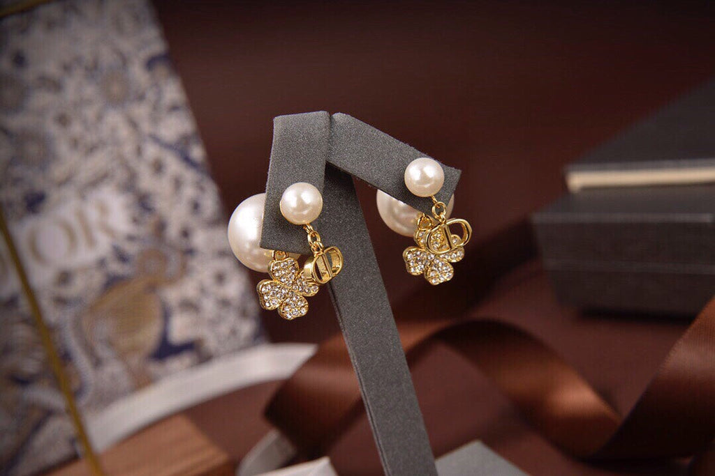 EN - Lux Earring Dir 058