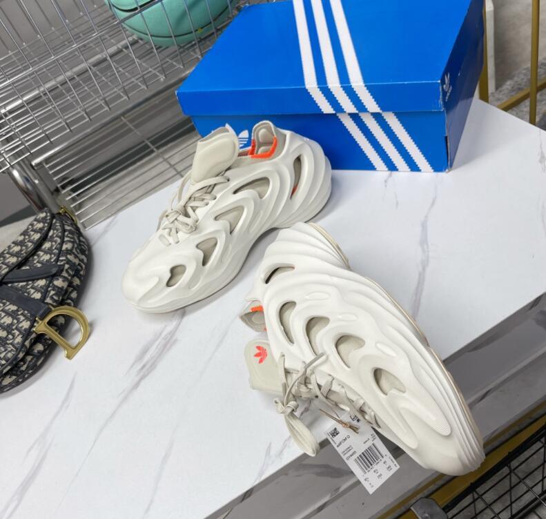 SAMC - YZO Sneakers - 075