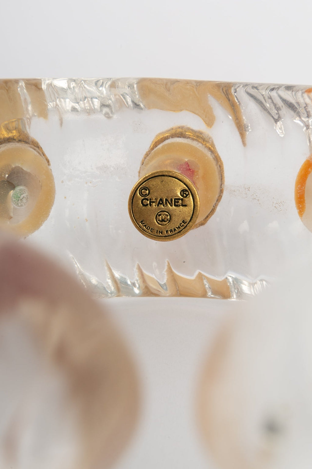 Bracelet en lucite Chanel