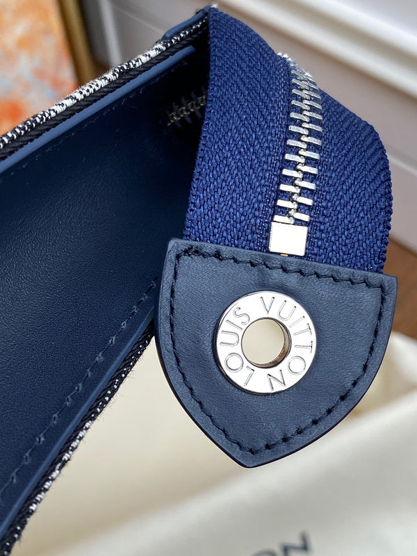 LOV2 Bags - Luxurious Bags  2322