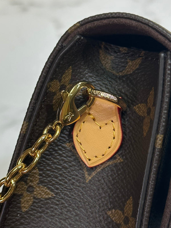 Glamy - LOV Bags - 455