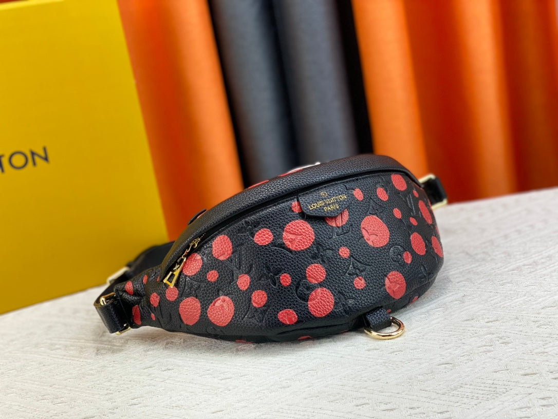 EN - Luxury Bags LUV 831