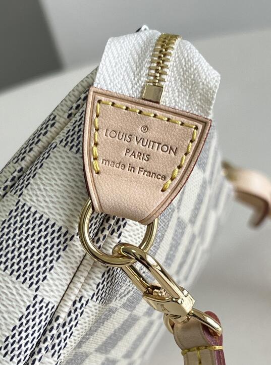 SAMC - LOV Bags - 1726