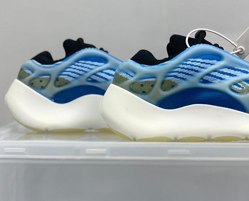 SAMC - YZO Sneakers - 296