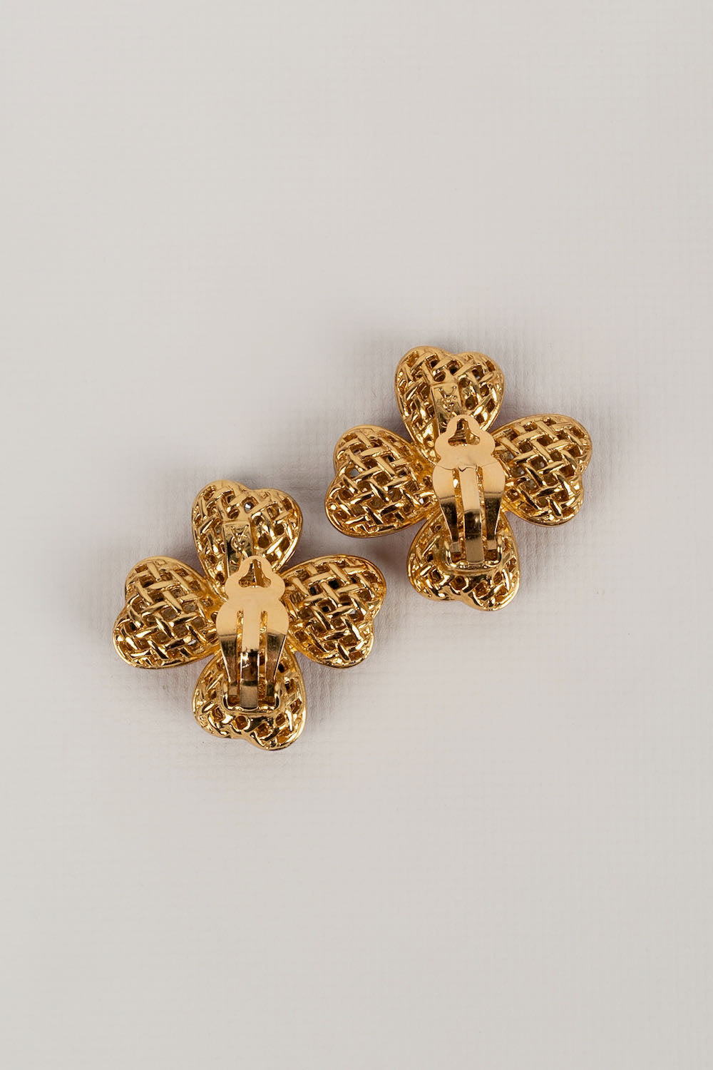 Boucles d'oreilles Yves Saint Laurent