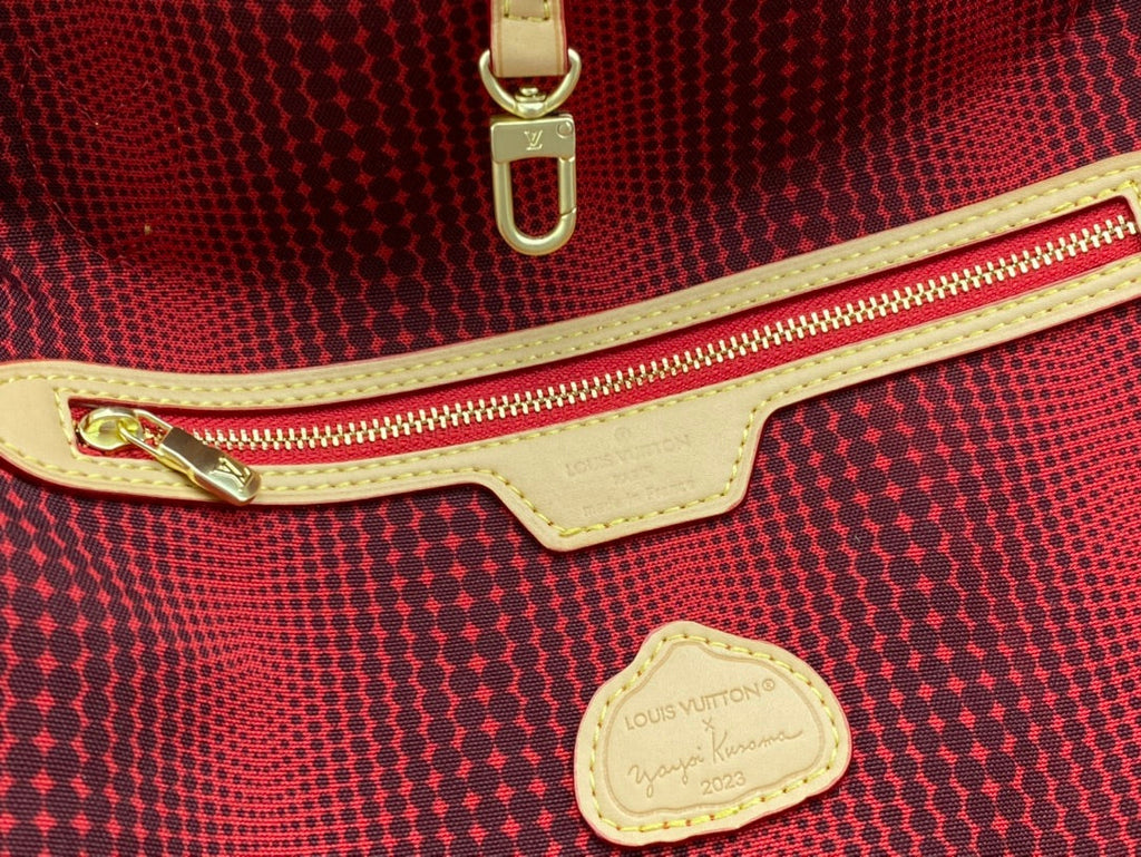 EN - New Arrival Bags LUV 674