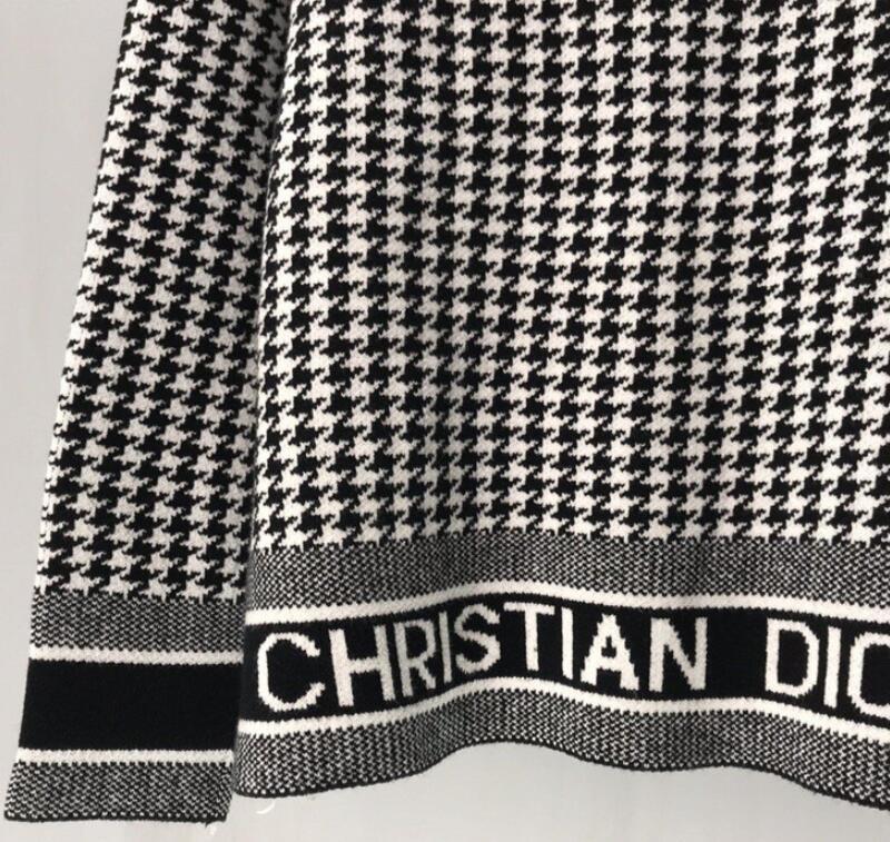 SAMCC - DOR Clothes - 069