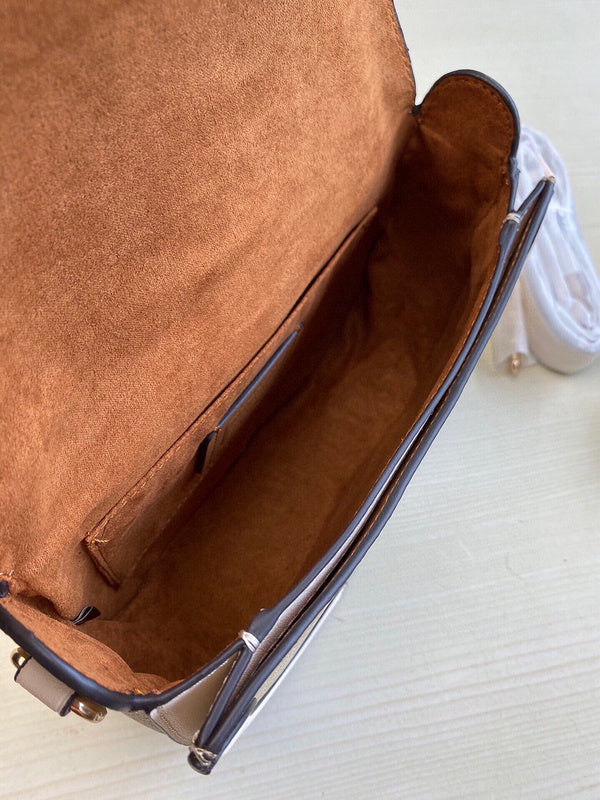 Glami-i CAH Bags - 141