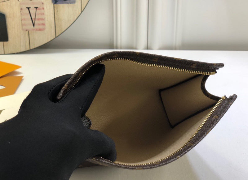 LOV2 Bags - Luxurious Bags  1917
