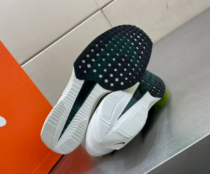 SAMC - NKE Shoes - 045
