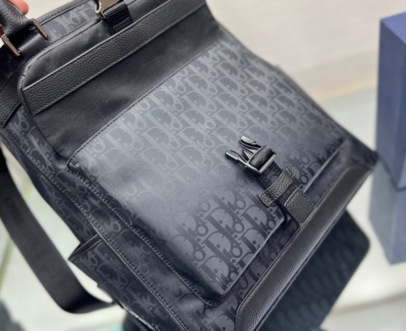 ELE - Dir Bags - 1628