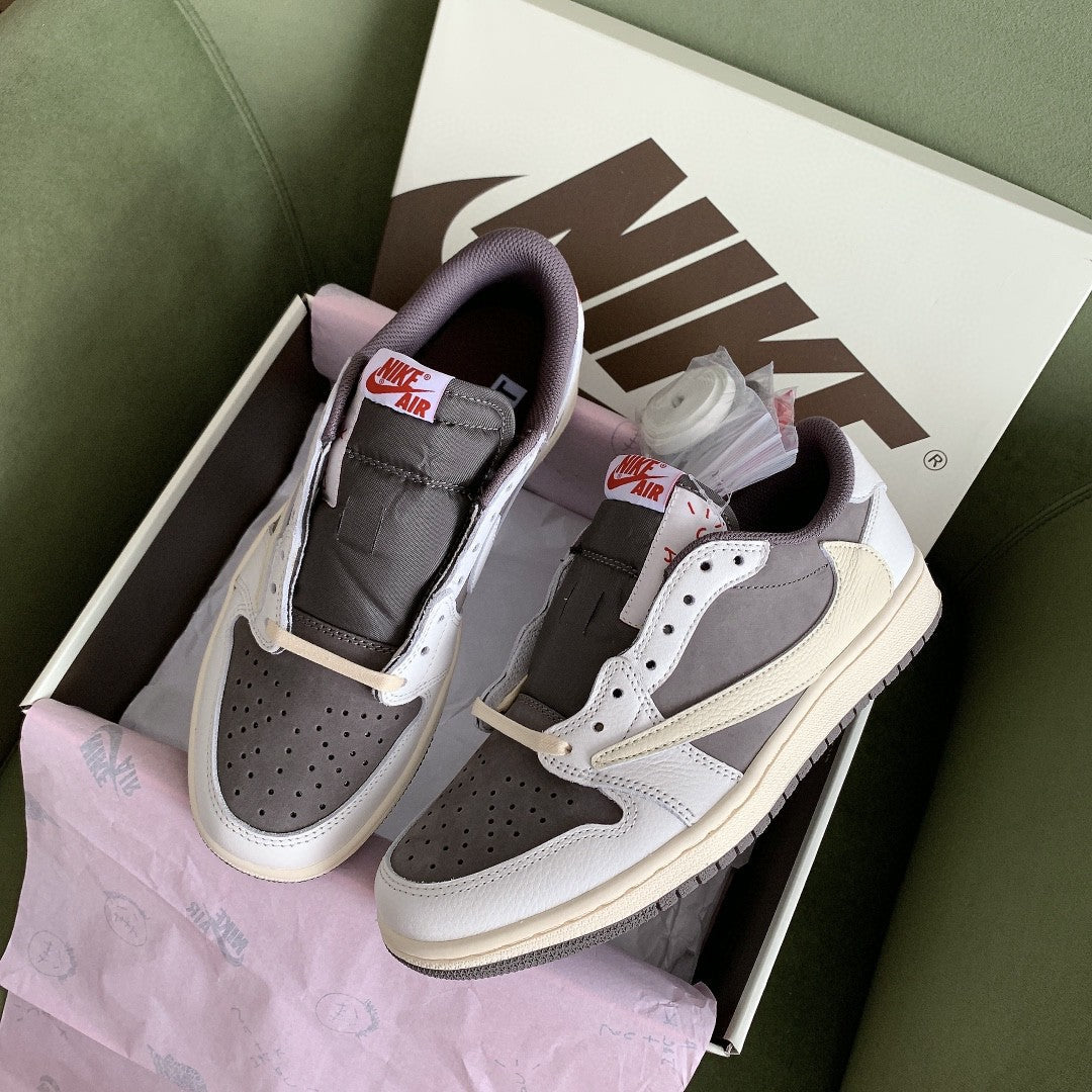 NK Travis Scott x Air Jordan 1 Low OG Ã¢â‚¬ËœReverse MochaÃ¢â‚¬â„¢ For Men DM7866-162