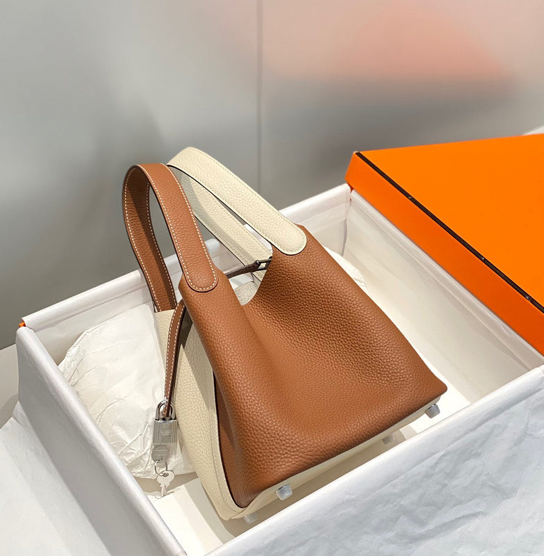 ELE - HMS Bags - 034
