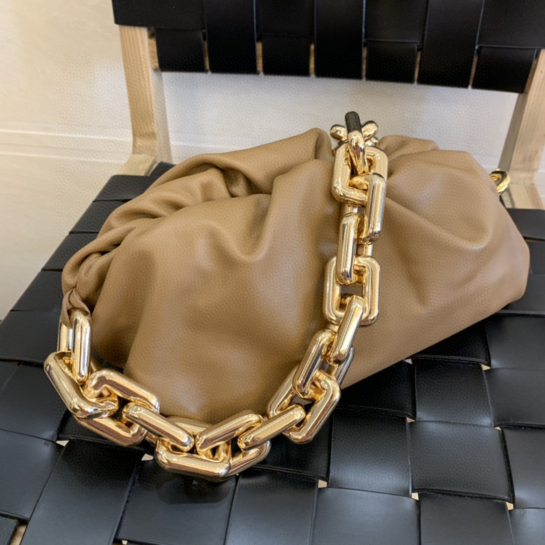 GLAMI Chain Pouch For Women 12.2in/31cm In Camel 620230VCP402618