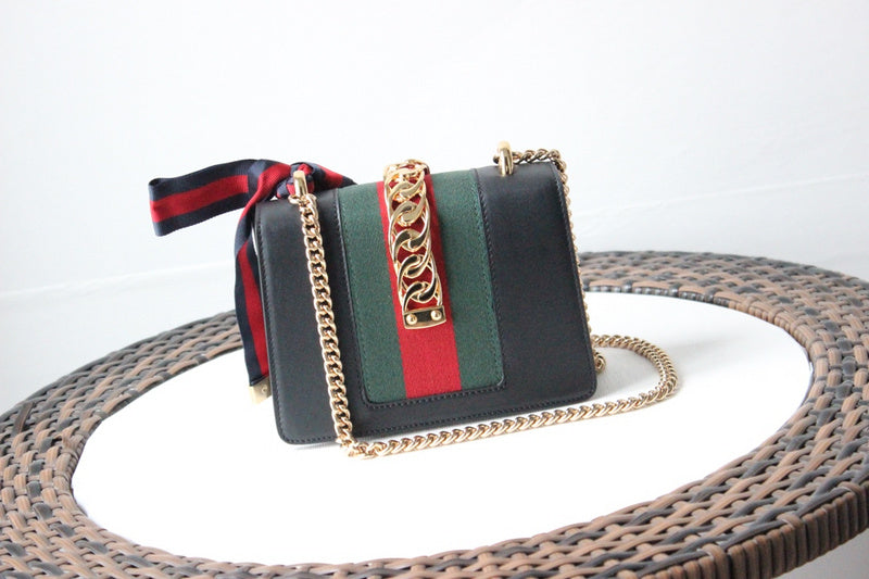 GUI2 Bags - Luxurious Bags  1300
