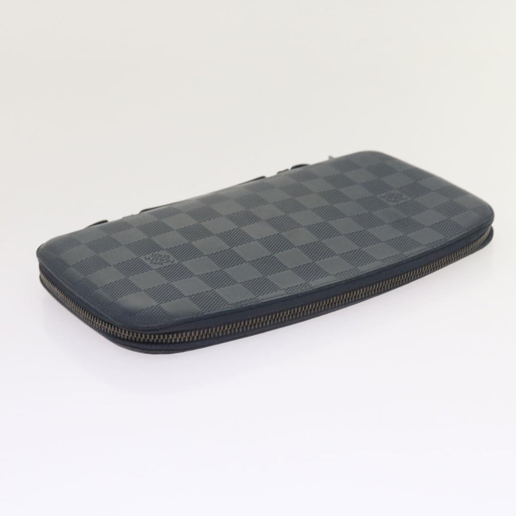 Louis Vuitton Atholl Clutch Bag