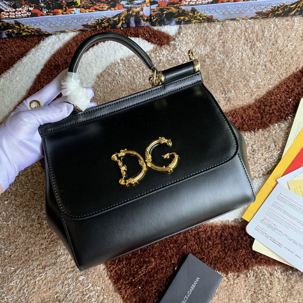 GLAMI MeGLAMIum GLAMI Handbag In Dauphine Black For Women 10.2in/26cm GLAMI