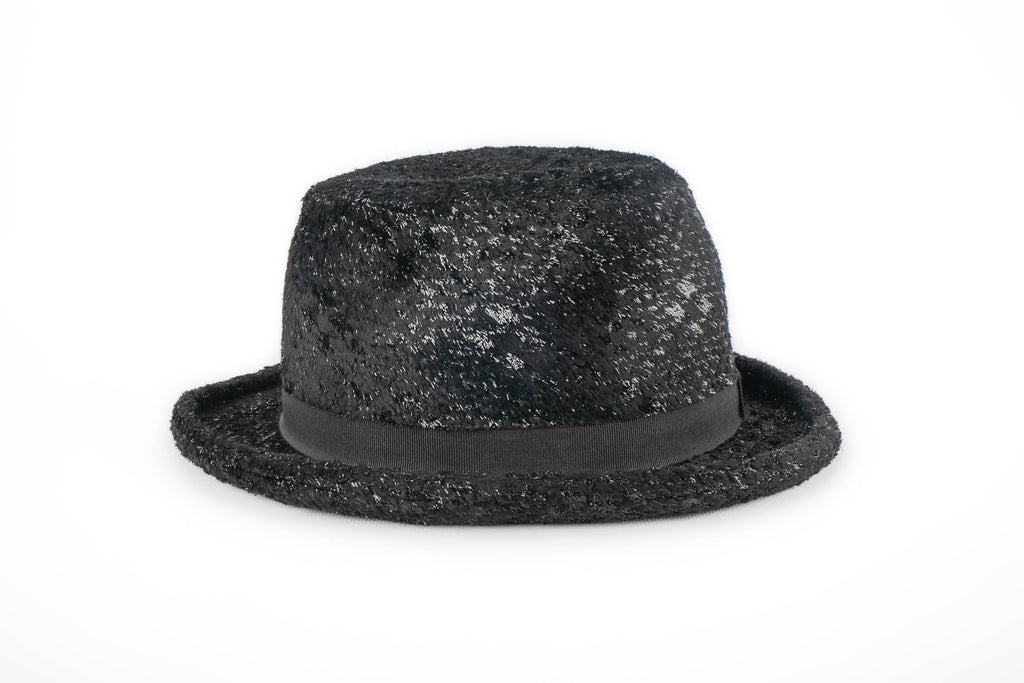 Chapeau en velours Chanel