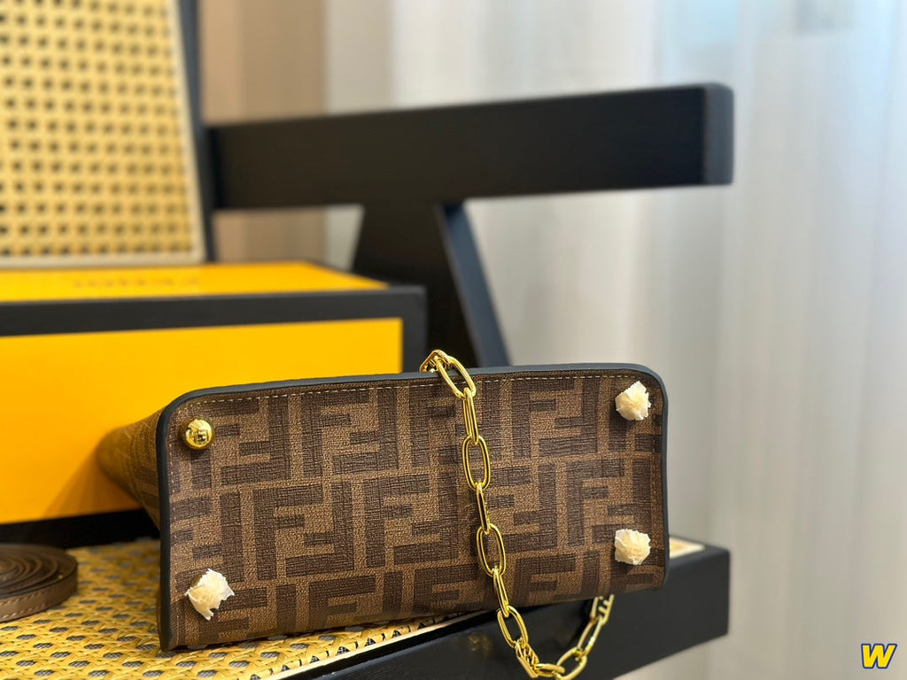 EN - Luxury Bags FEI 291