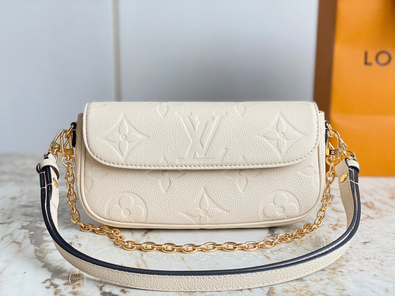 Glamy - LOV Bags - 942