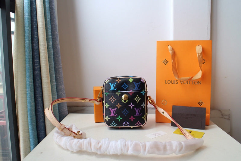 LOV2 Bags - Luxurious Bags  1798