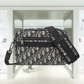 SAFARI MESSENGER BAG