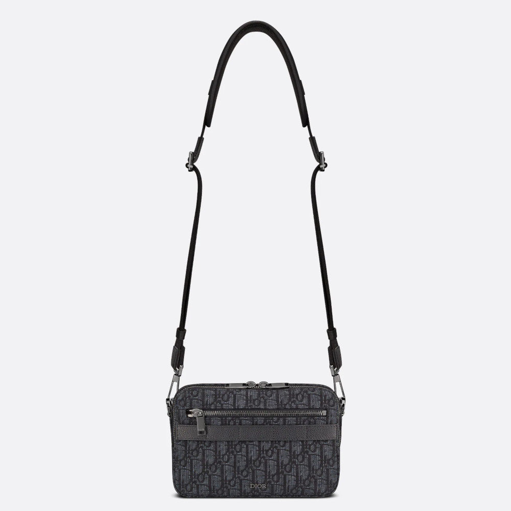 SAFARI MESSENGER BAG