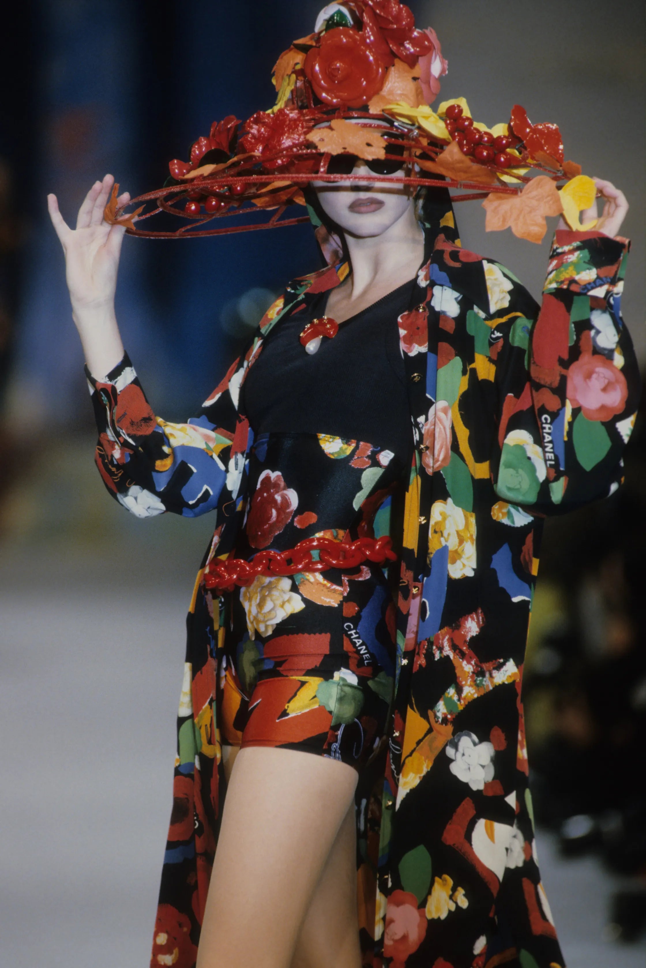 Broche camÃƒÆ’Ã‚Â©lia Chanel 1992