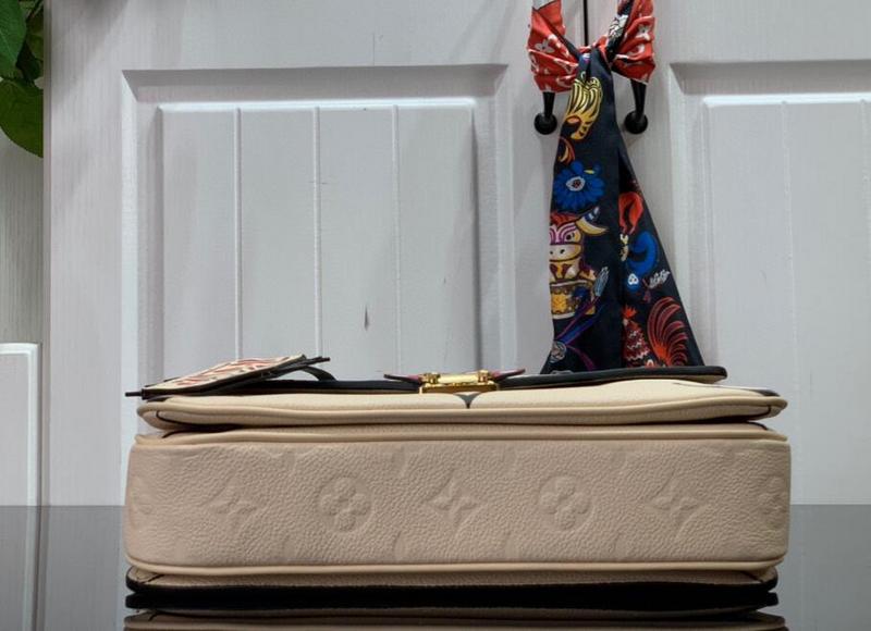 SAMC - LOV Bags - 2750