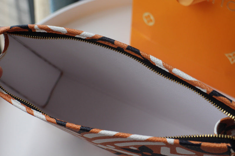 LOV2 Bags - Luxurious Bags  1725