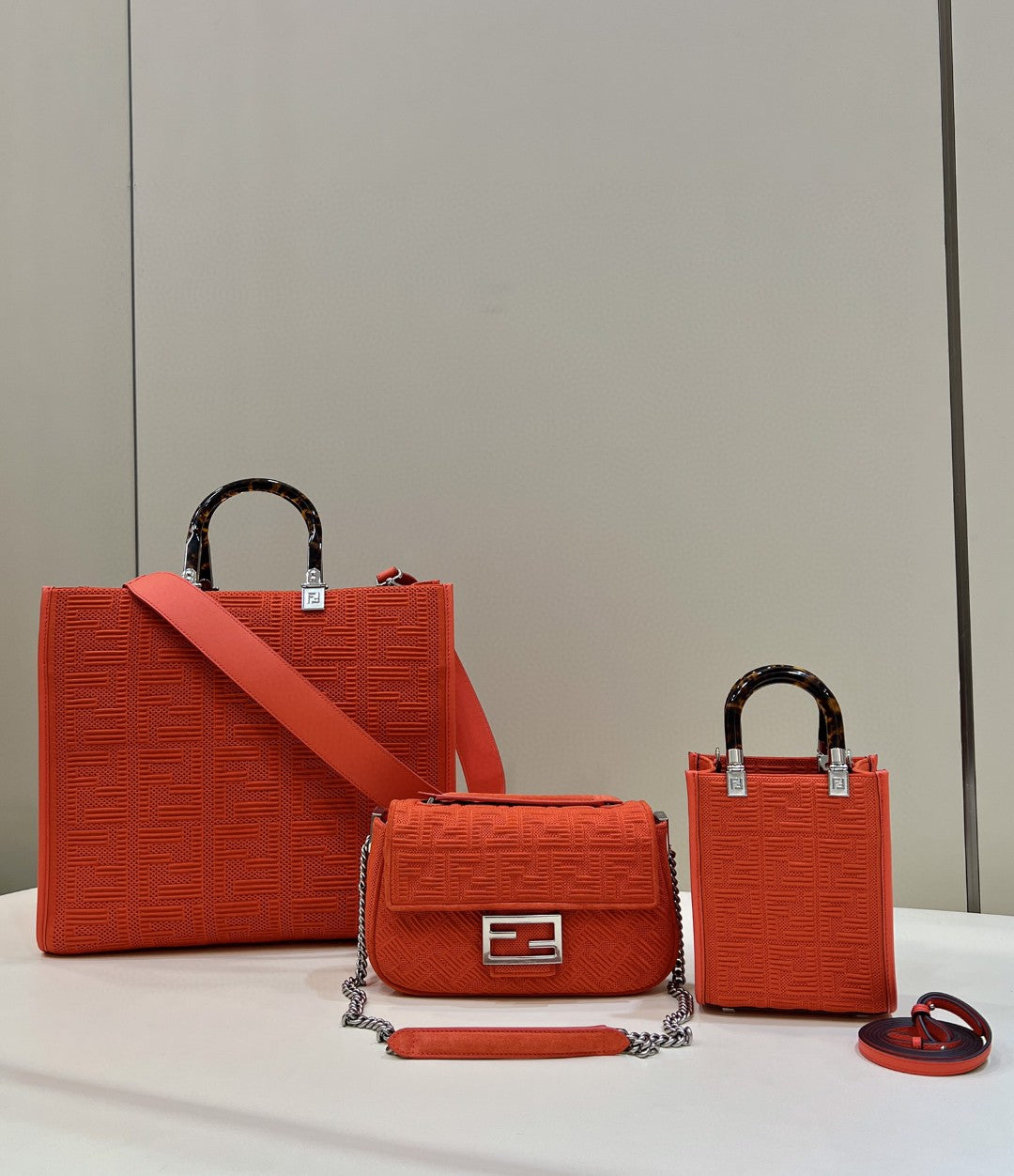 FI Baguette Chain MiGLAMI Red FF Fabric Bag For Woman 14.5cm/6in 8BR793AHW5F1F2I