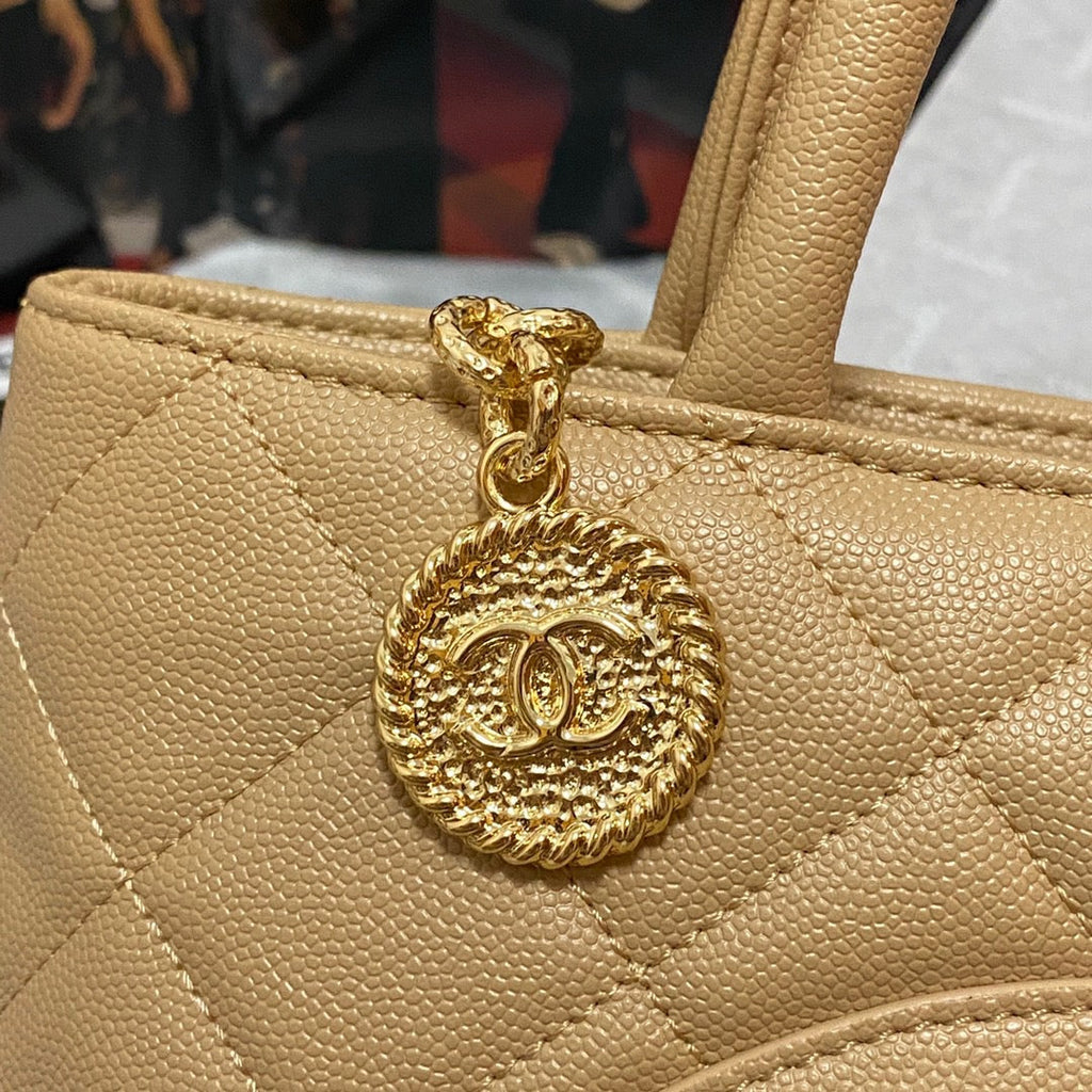 CHLMedallion Tote Gold Hardware Caviar Yellow For Women, Women’s Handbags, Shoulder Bags 15.6in/32cm