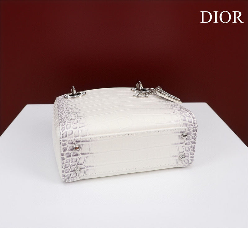 ELE - Dir Bags - 1755