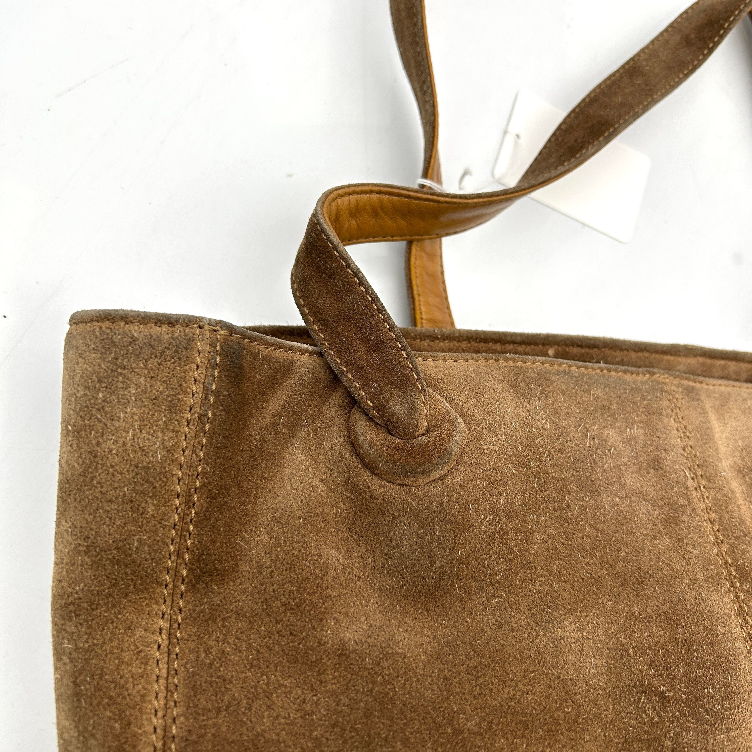 Pre-owned Chanel Brown Suede CC Logo Shopper Tote Bag ch8865bg