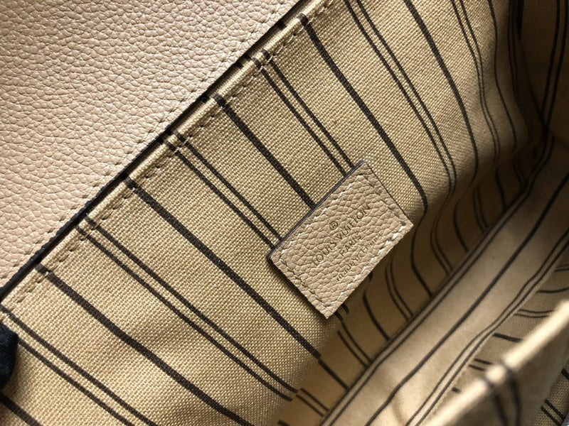 LOV2 Bags - Luxurious Bags  2073