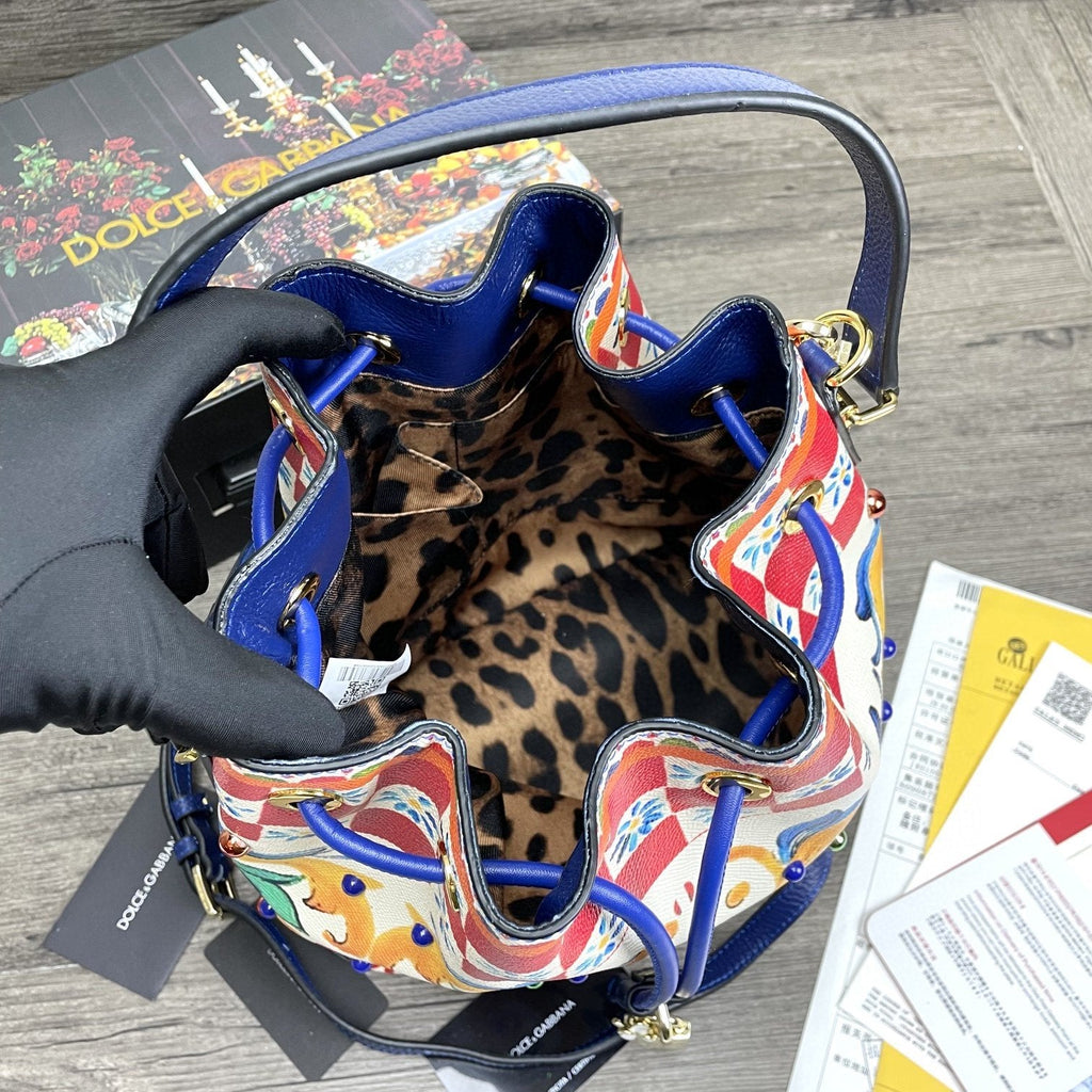 GLAMI Print Crespo Bucket Bag Multicolor With Branded Plate For Women GLAMI Bag