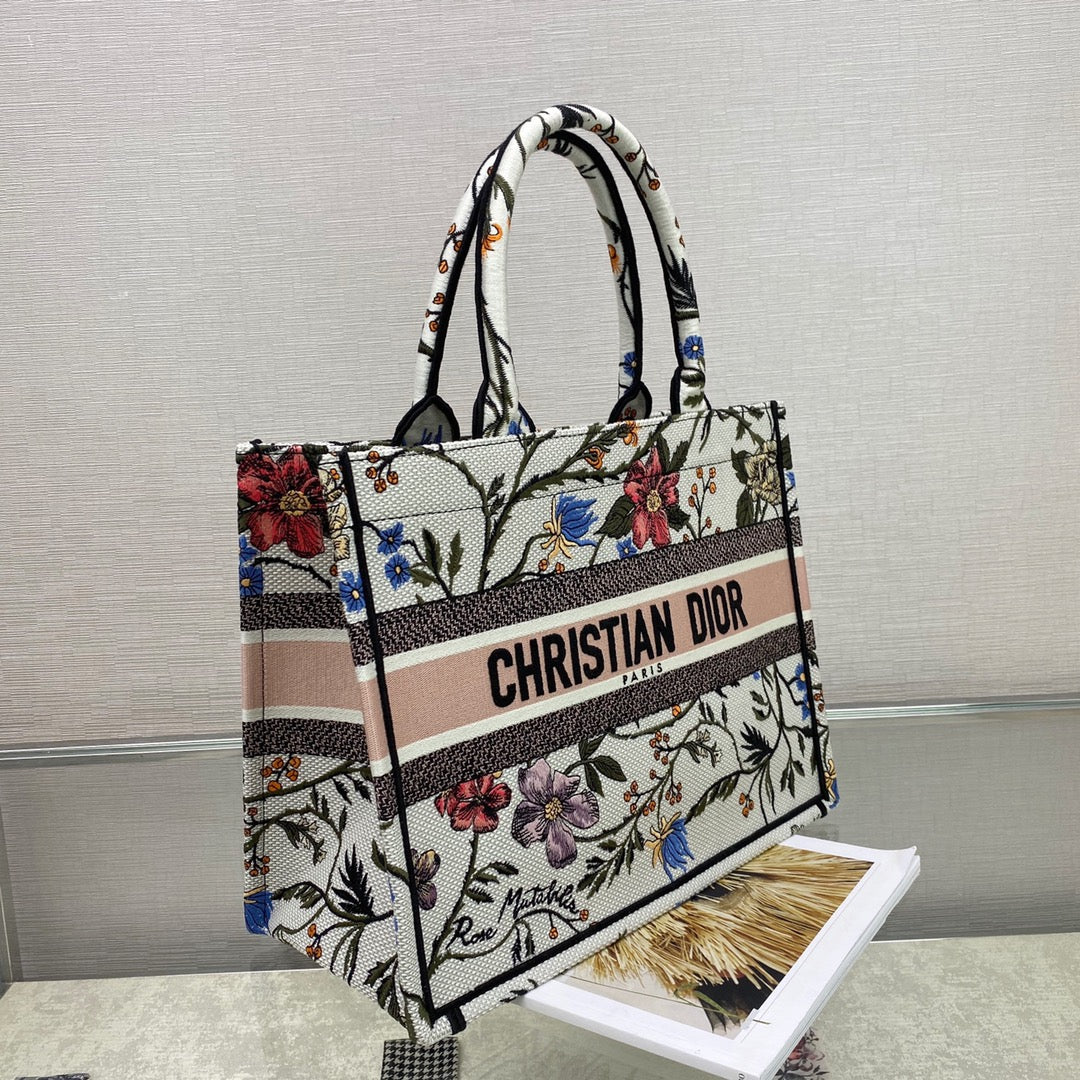 GLAMI MeGLAMIum Book Tote Bag By Maria Grazia Chiuri For Women 14in/36cm CD