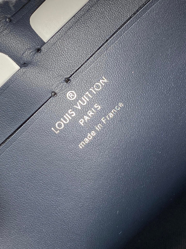 LOV2 Bags - Luxurious Bags  2322