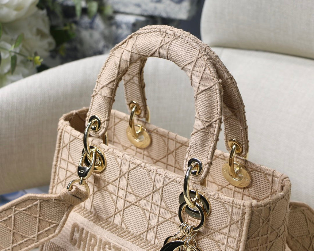 GLAMI MeGLAMIum Lady Bag Gold Toned Hardware Beige For Women 9.5in/24cm CD