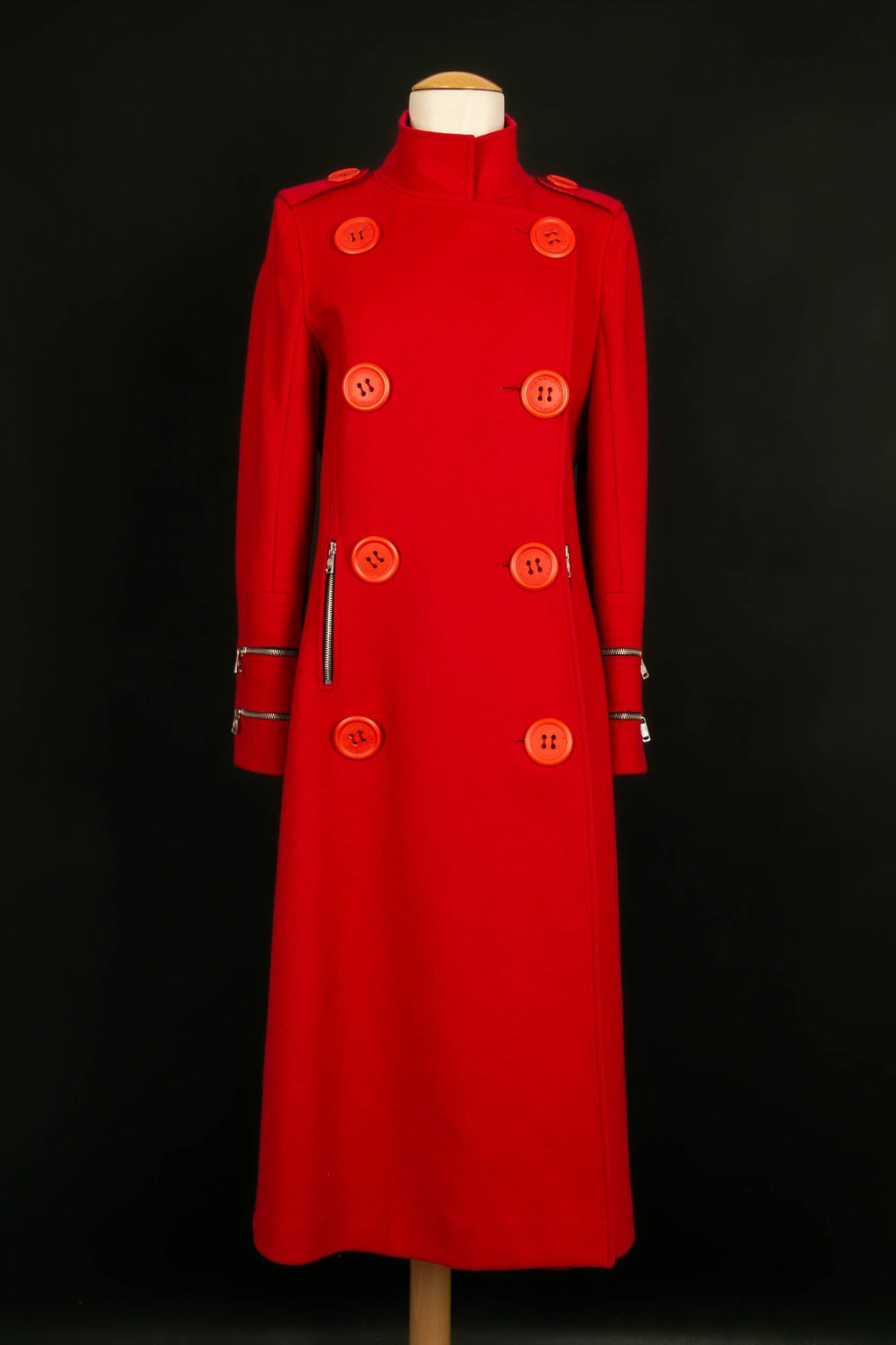 Manteau rouge JC de Castelbajac