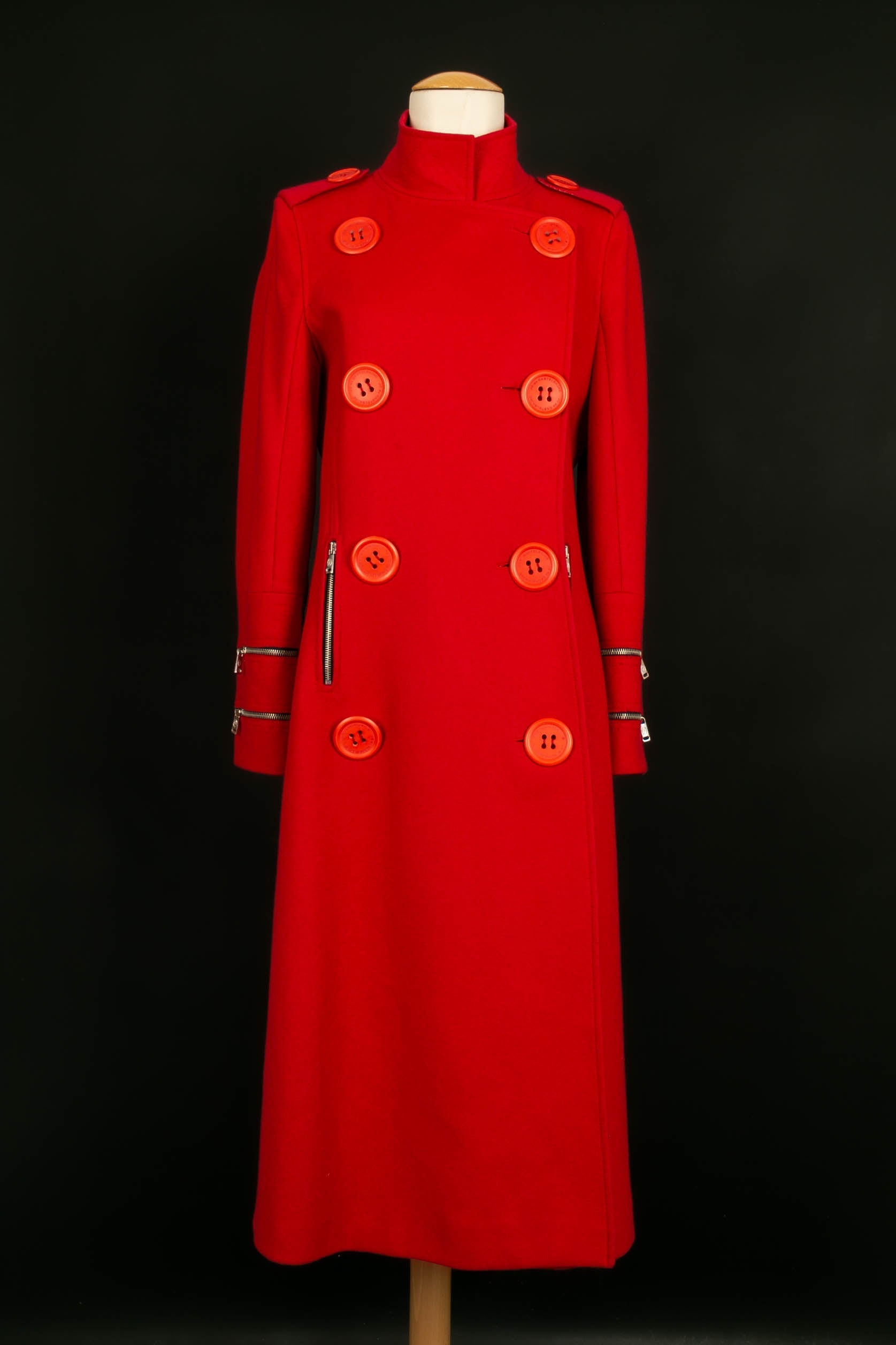 Manteau rouge JC de Castelbajac