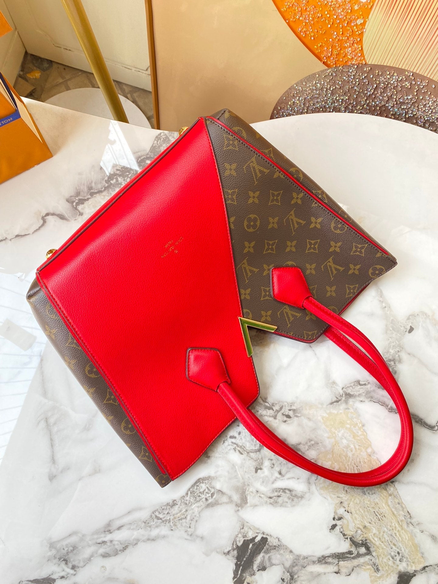 EN - Luxury Bags LUV 780