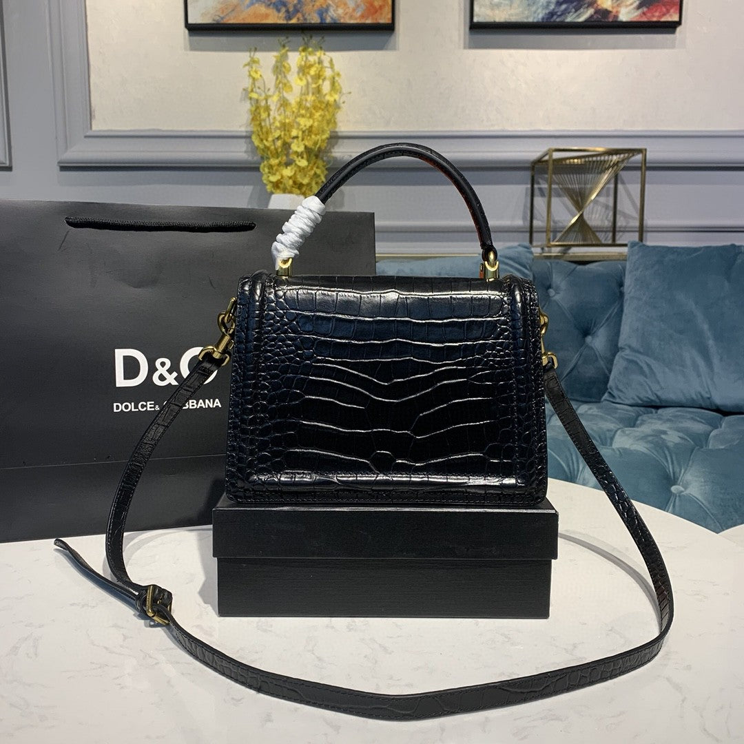 GLAMI MeGLAMIum Devotion Bag Black For Women 9.5in/24cm