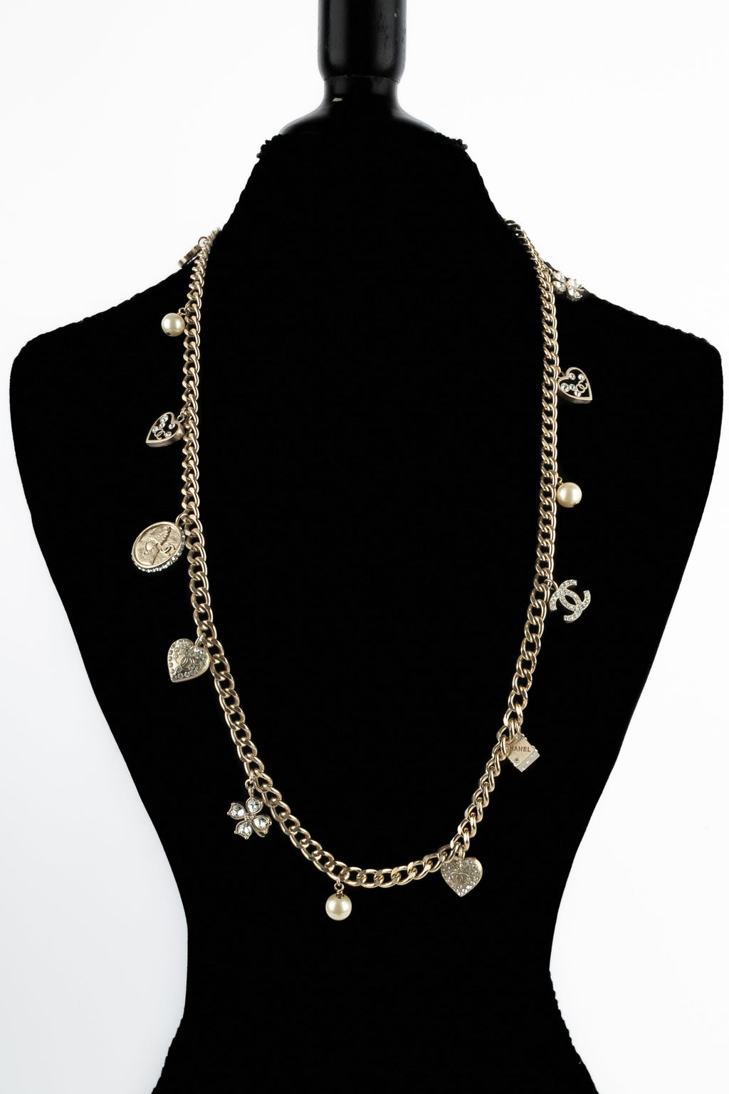 Collier charms Chanel