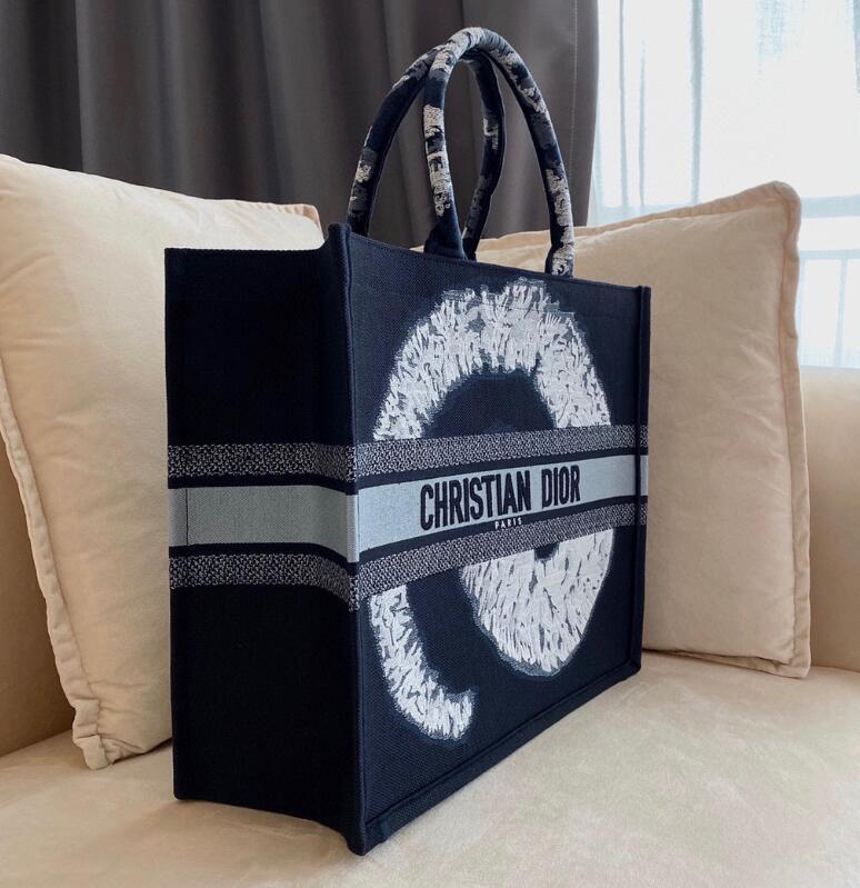 SAMCC - DOR Bags - 690