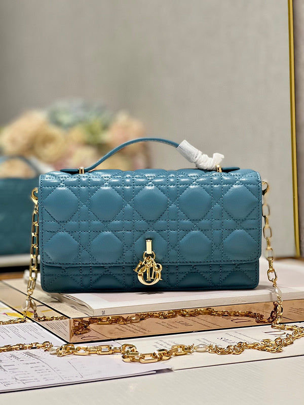 ELE - Dir Bags - 1360