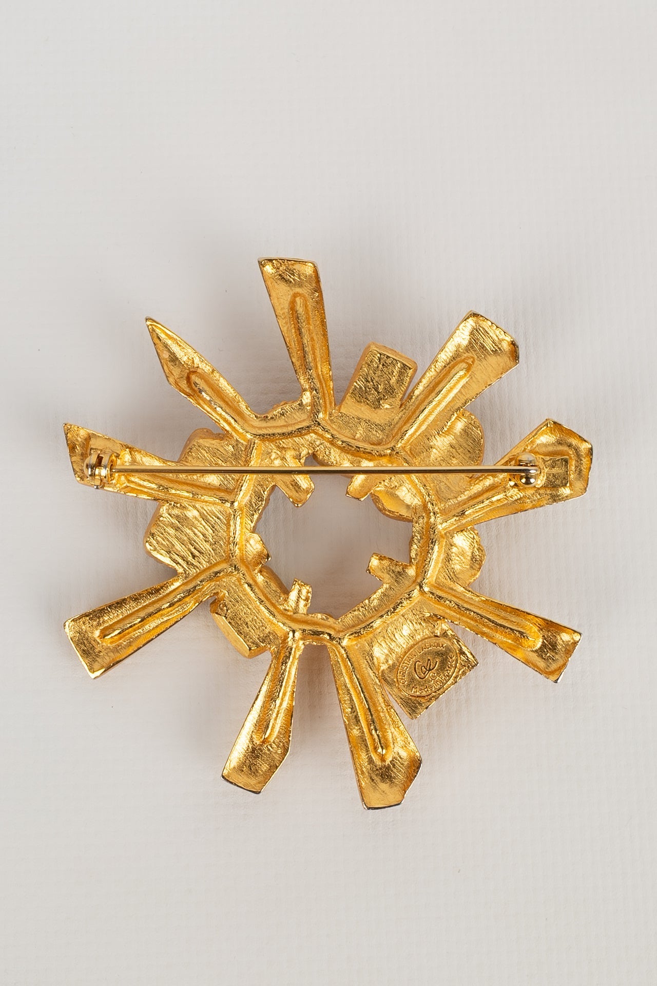 Broche soleil Lacroix