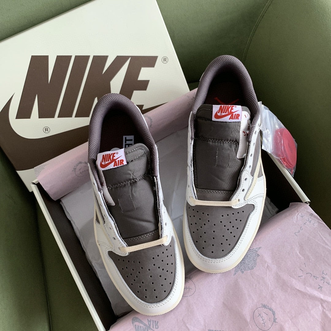 NK Travis Scott x Air Jordan 1 Low OG Ã¢â‚¬ËœReverse MochaÃ¢â‚¬â„¢ For Men DM7866-162