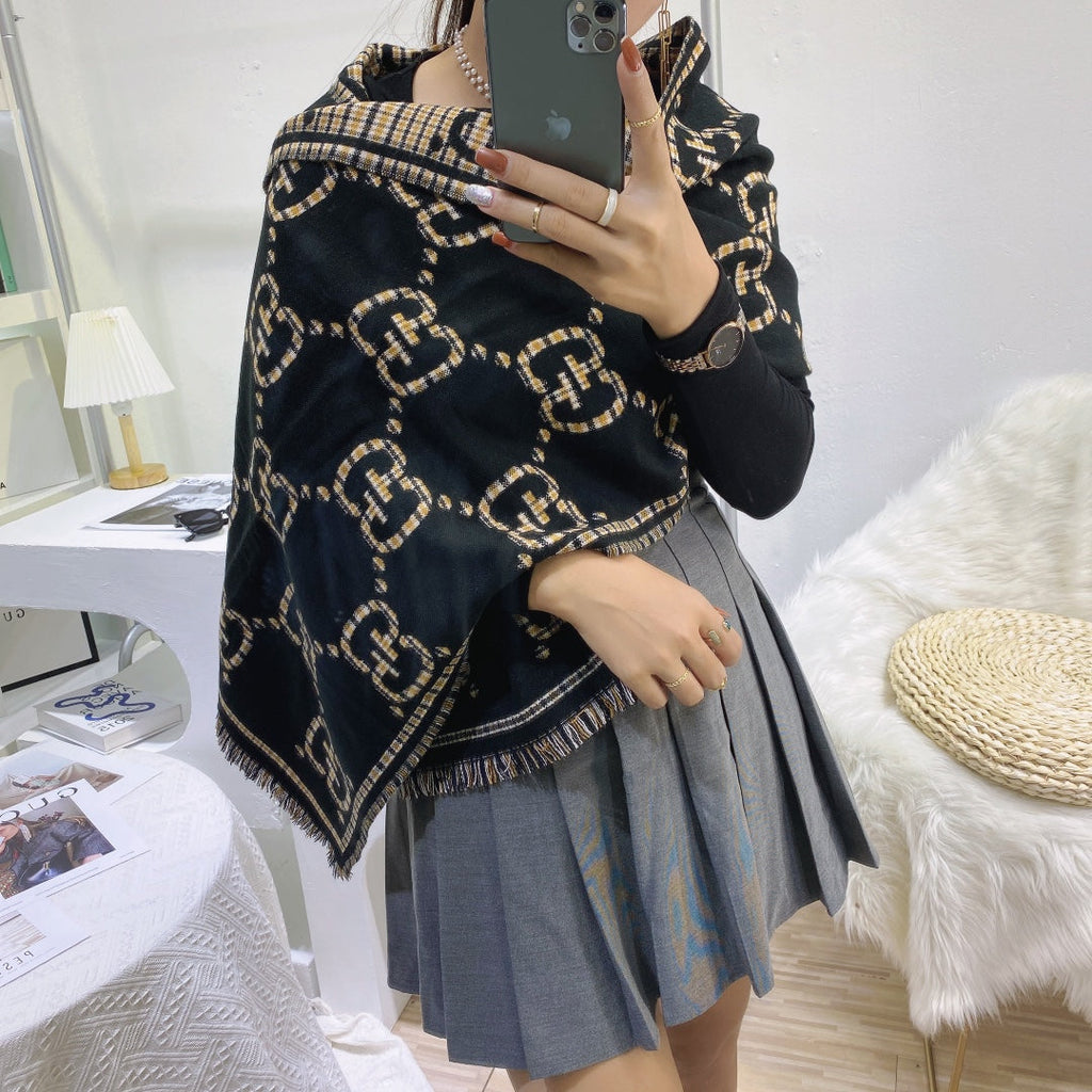 EN - Luxury GCI Scarf 027