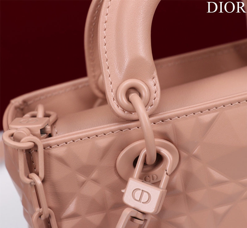 ELE - Dir Bags - 1672